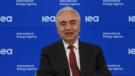 فاتح بيرول يؤكد: الحرب في الشرق الأوسط ستؤدي إلى تسريع تطوير الطاقات المتجددة