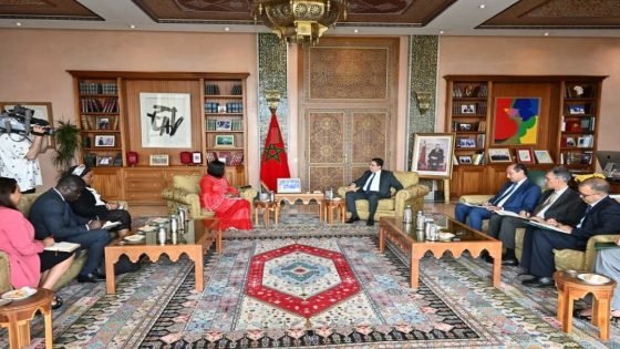 مفوضة الاتحاد الإفريقي المكلفة بالتنمية الاقتصادية والسياحة والتجارة والصناعة والمعادن بمنجزات المغرب بقيادة جلالة الملك